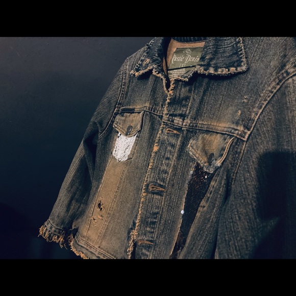 Custom Jean Jacket 💛 - Picture 2 of 4